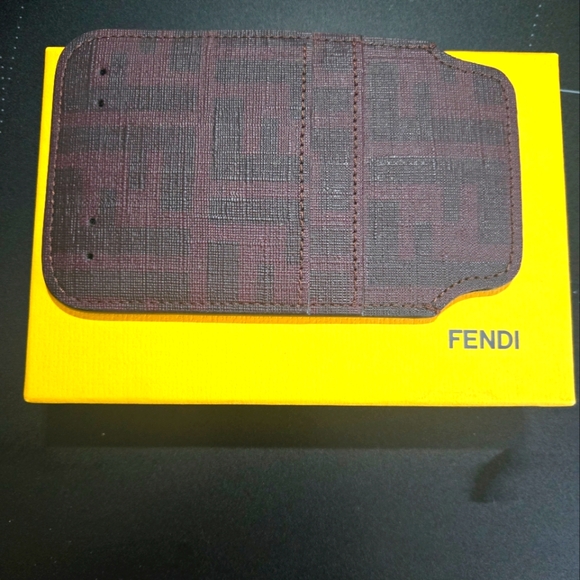 Fendi Burgundy card Holder ALL INCLUSIVE EUC,All Products : American Fashion Style Bags On Sale